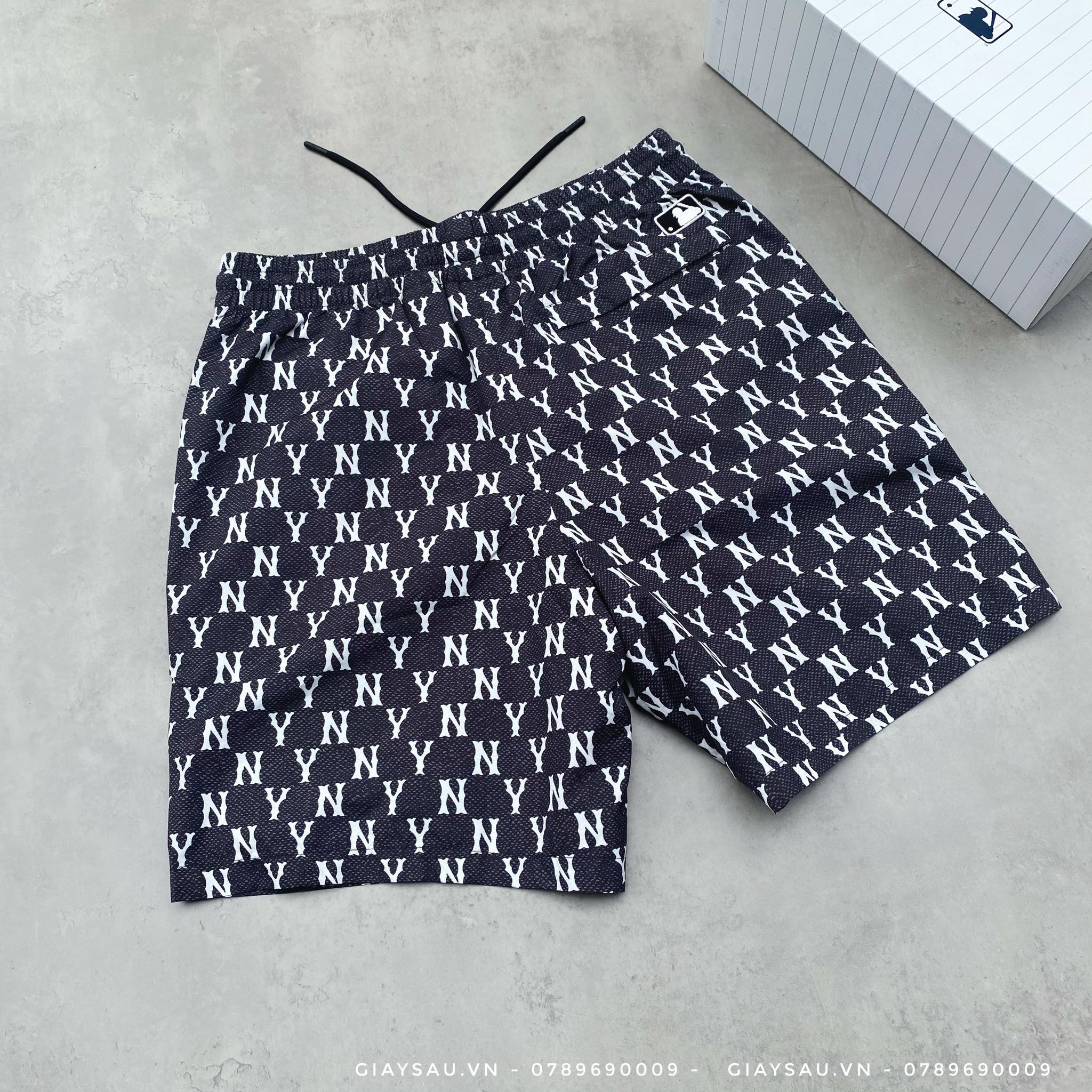 Quần Short MLB Monogram