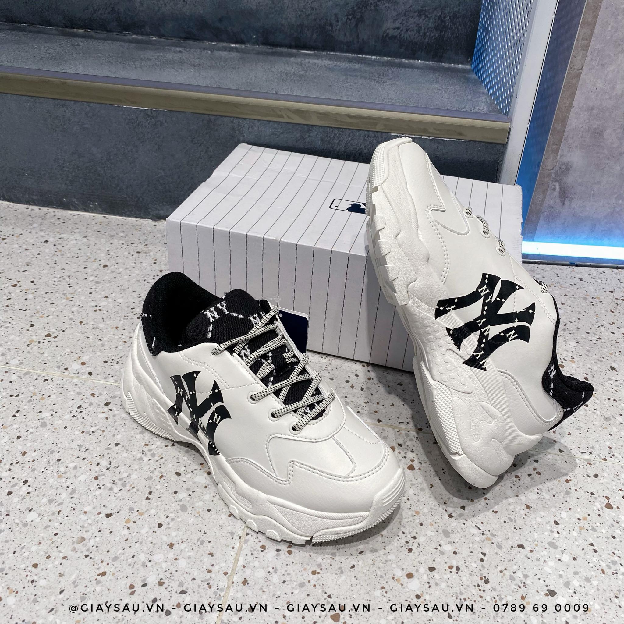 Giày Sneaker MLB Big Ball Chunky Monogram LT New York Yankees Vàng