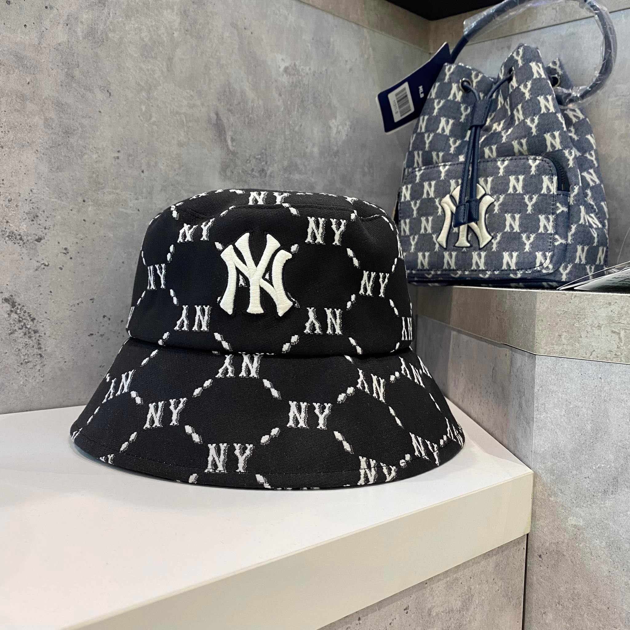 Nón MLB Bucket Hat NEW YORK YANKEES Black O 32CP3811150L   GIAYSAUVN