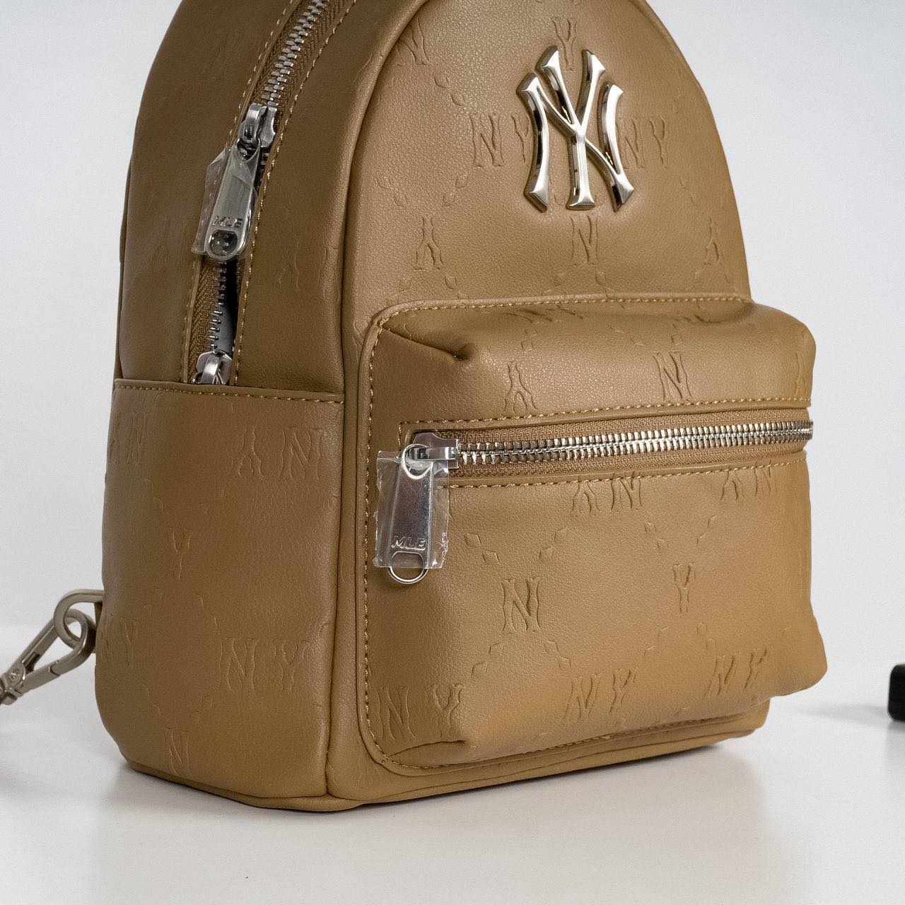 Balo MLB Heart Mini 2way Backpack New York Yankees 32BG4111150P