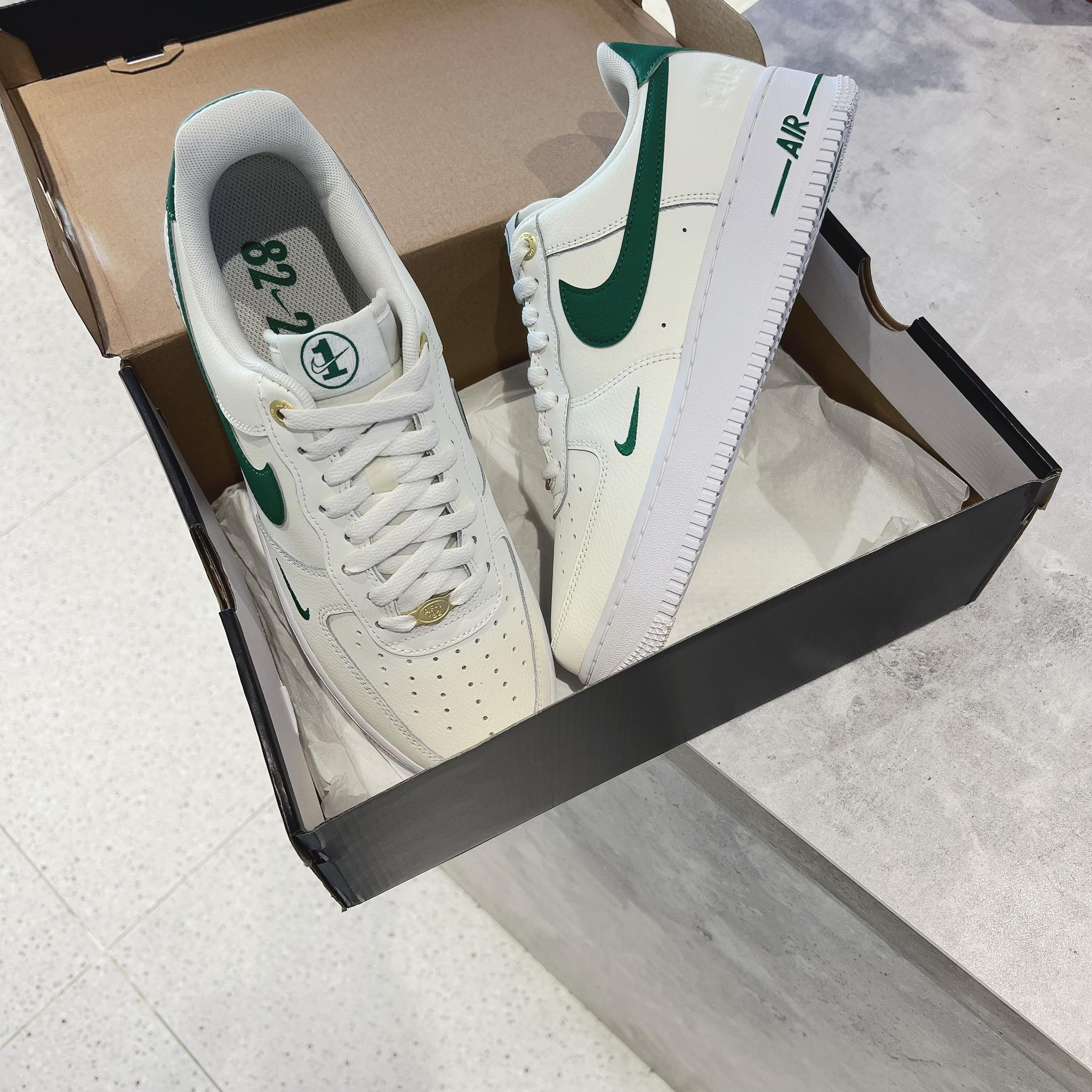 nike air force 1 low '07 lv8 40th anniversary - malachite