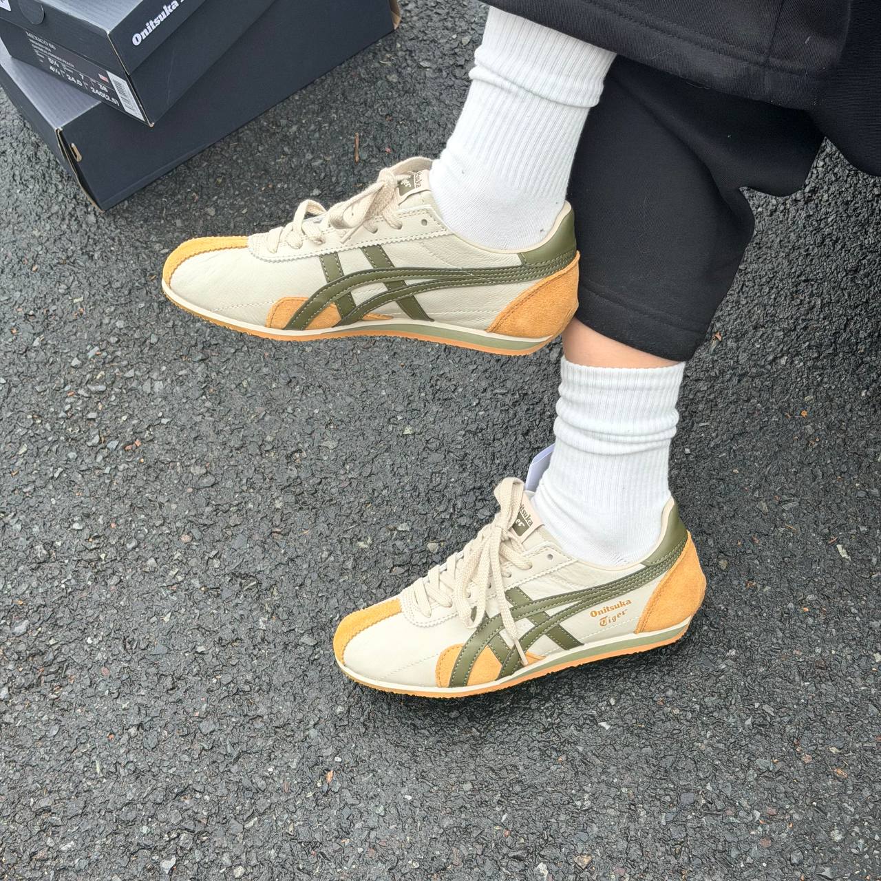 Giày Onitsuka Tiger Runspark Beige Olive Mustard 1183B480-200