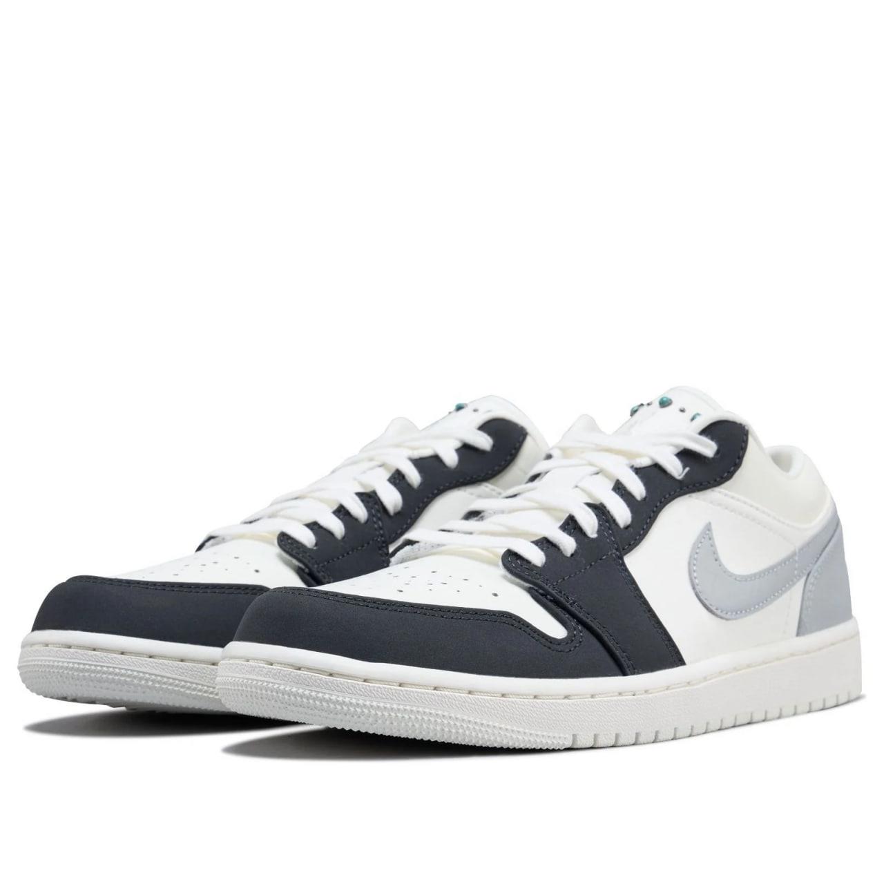 Giày Nike Air Jordan 1 Low ''Sail Light Smoke Grey''  [IO2242 101]