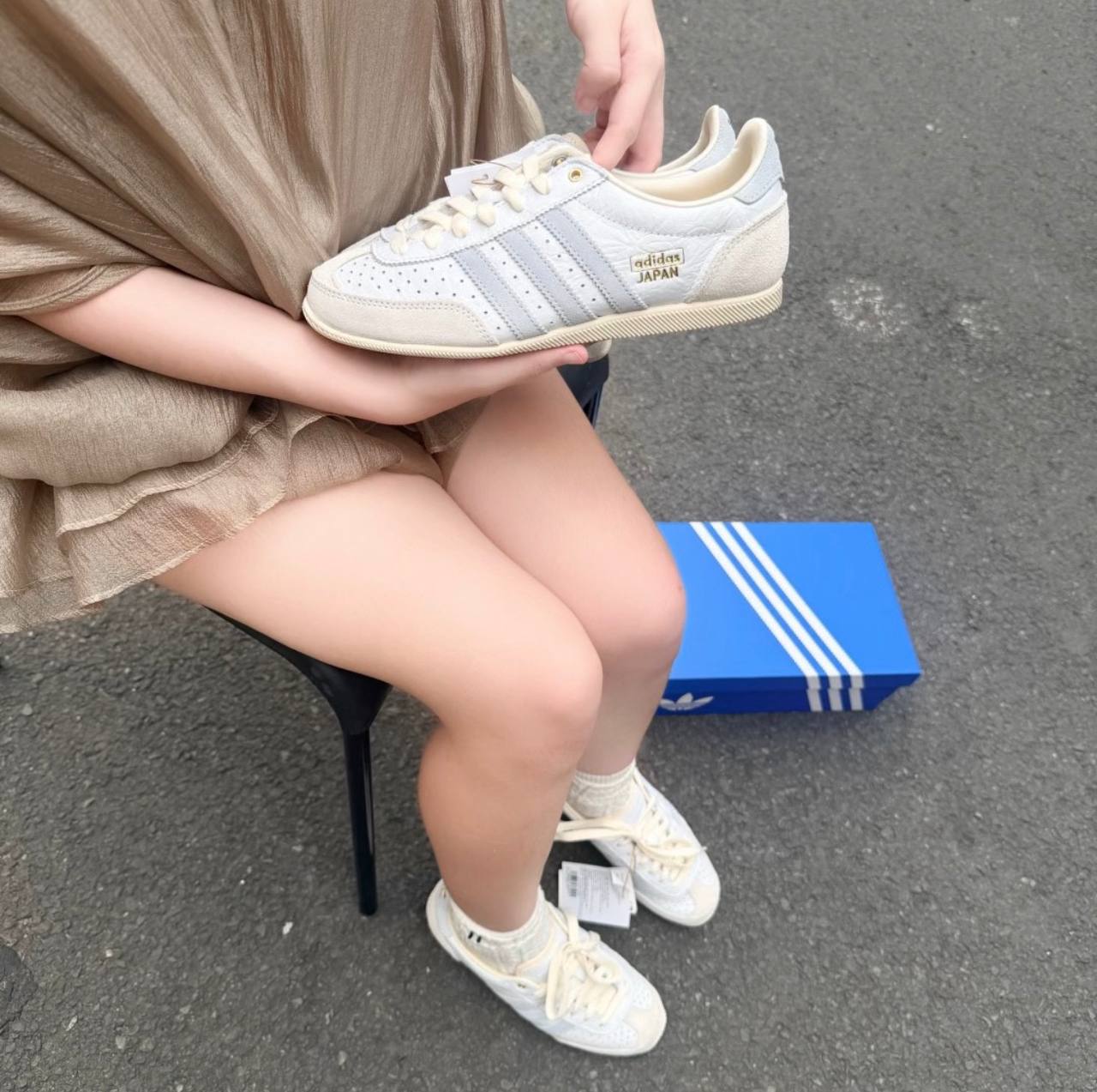 Giày Adidas Japan White Grey