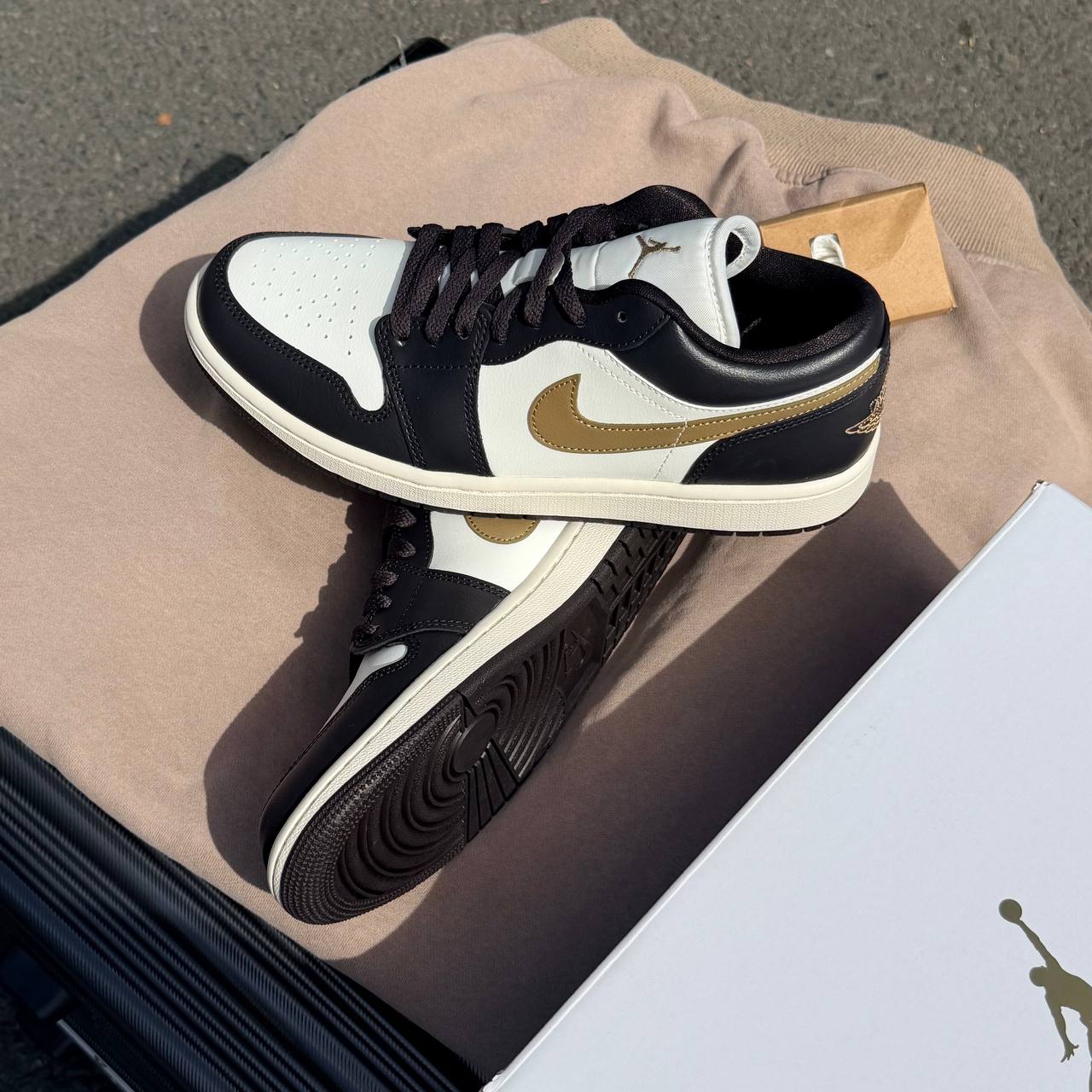 Giày Nike Air Jordan 1 Low Wmns Shadow Brown [ DC0774-200 ]
