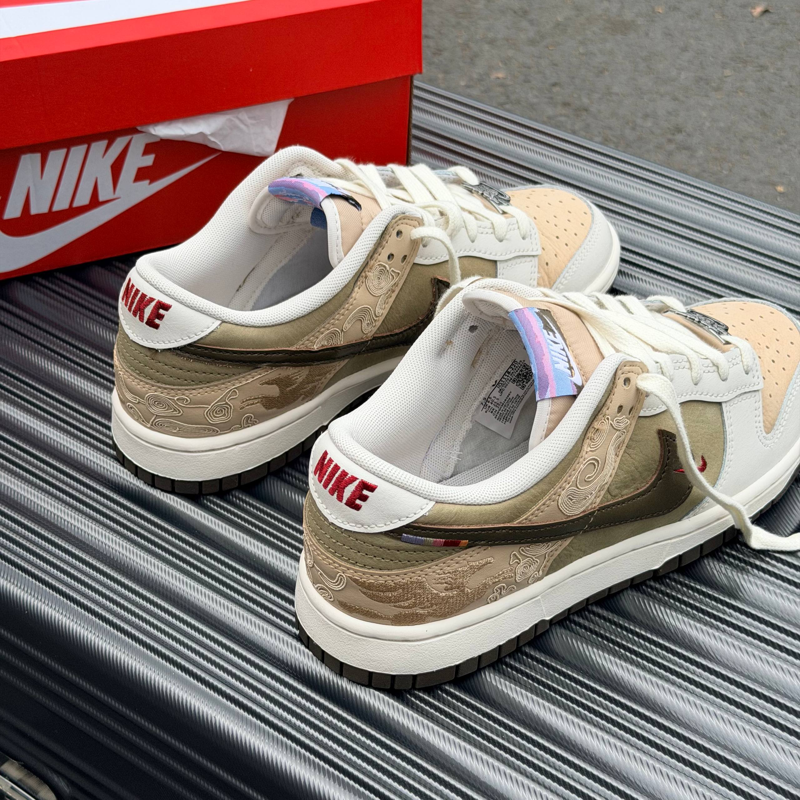 Nike Dunk Low CNY Pegasus “Neutral Olive” IQ1118-220