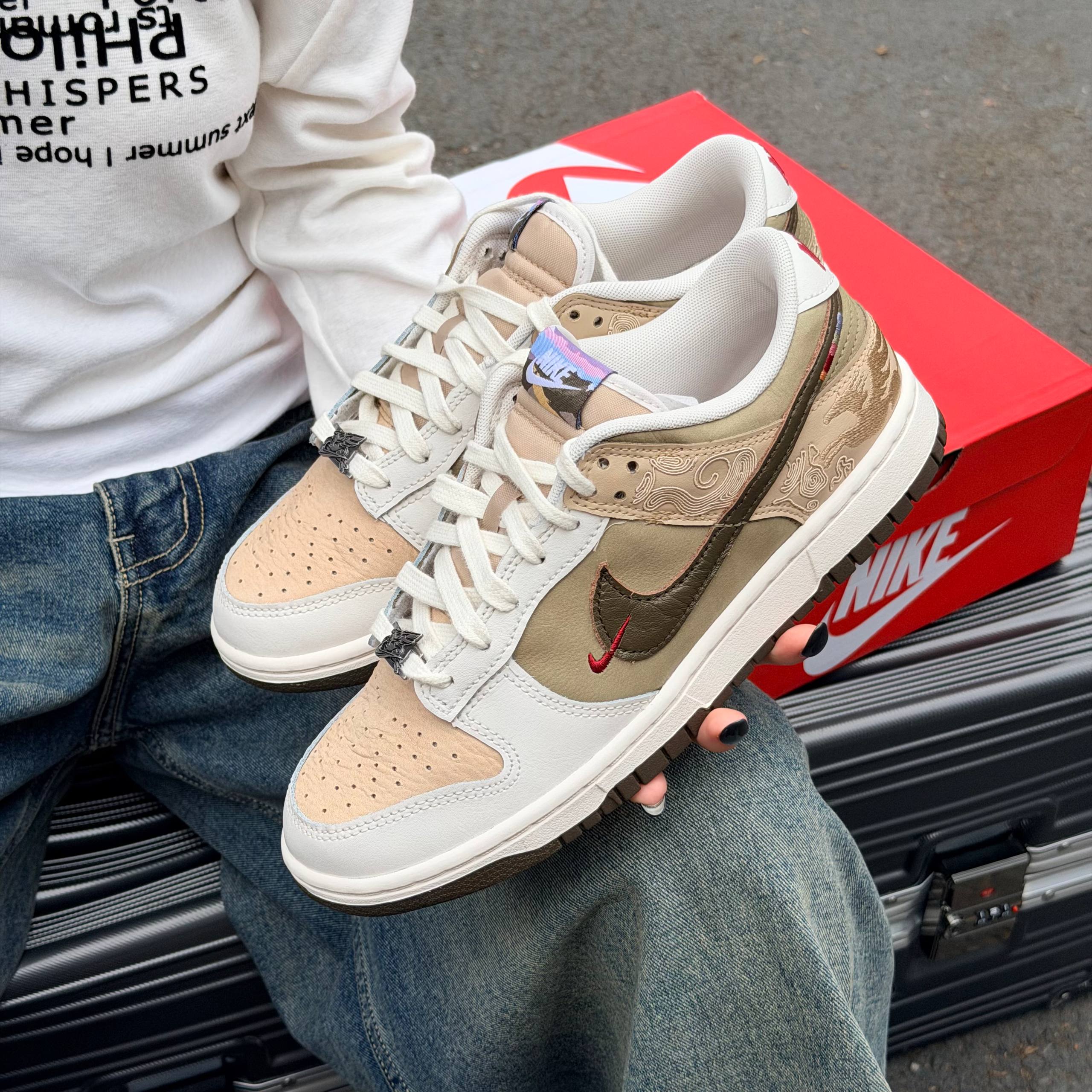 Nike Dunk Low CNY Pegasus “Neutral Olive” IQ1118-220