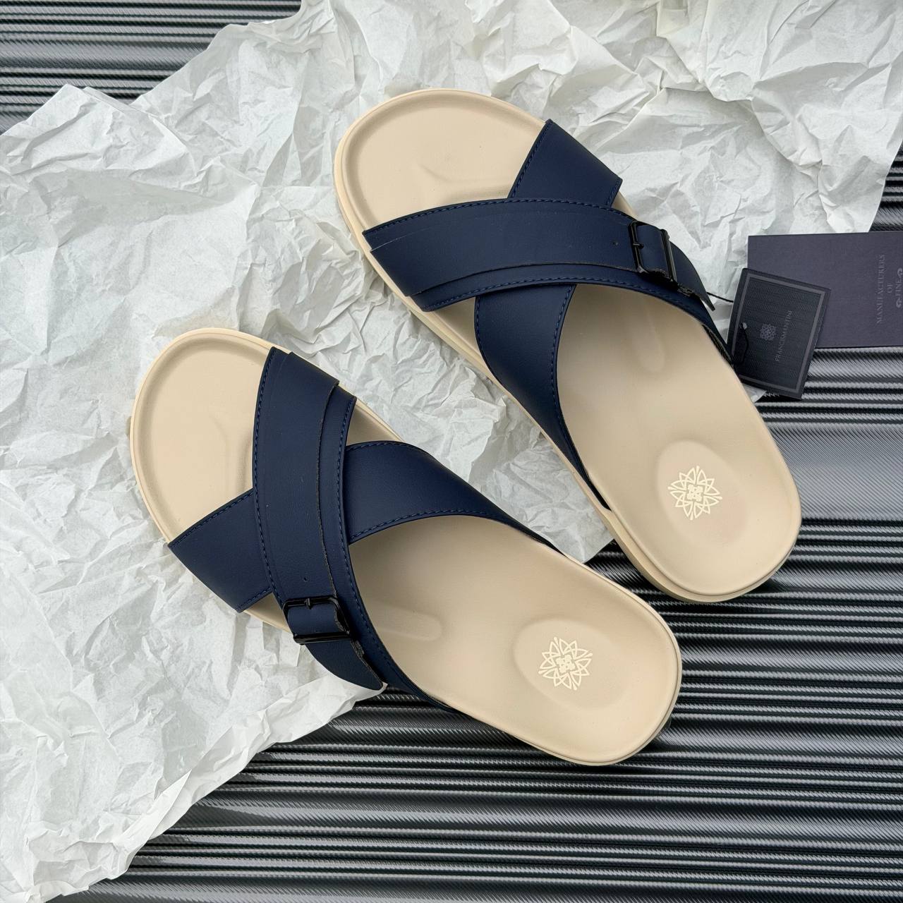 Dép Francis Mantini Darrel Premier Cross Strap Leather Navy Cream [24100NV]