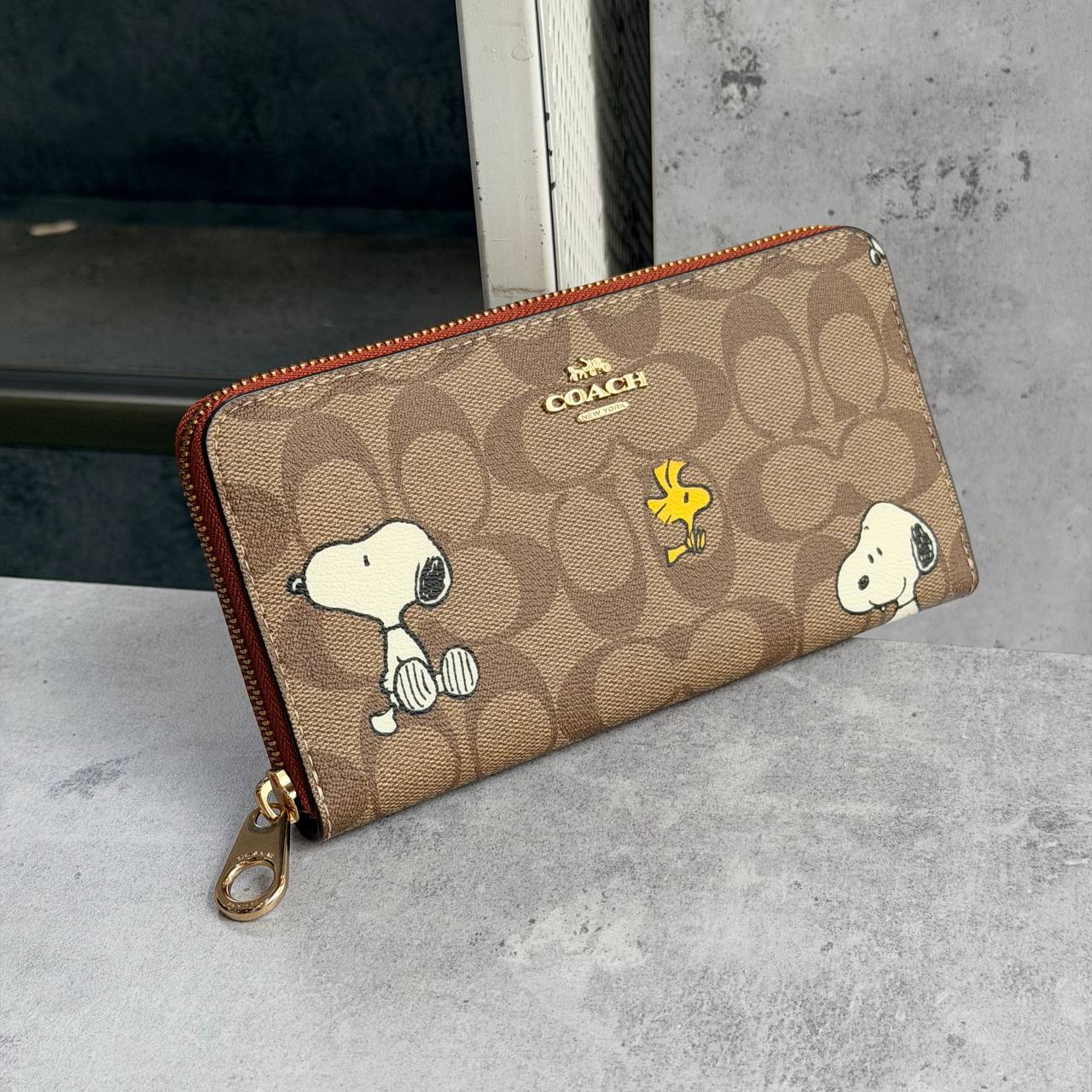 Ví Dài Coach Snoop Dog