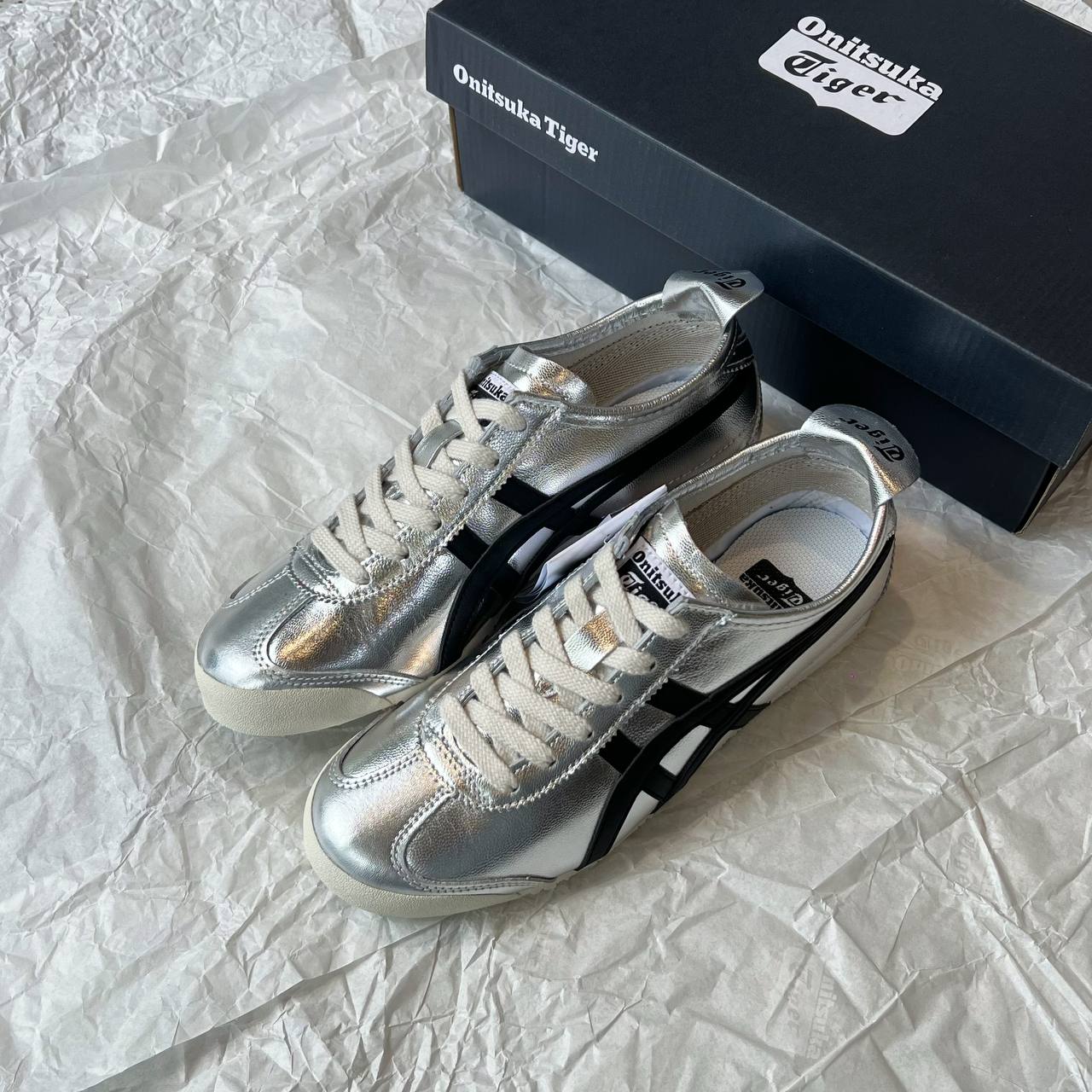 Giày Onitsuka Tiger MEXICO 66 ''SILVER OFF WHITE' [1183B566 020]