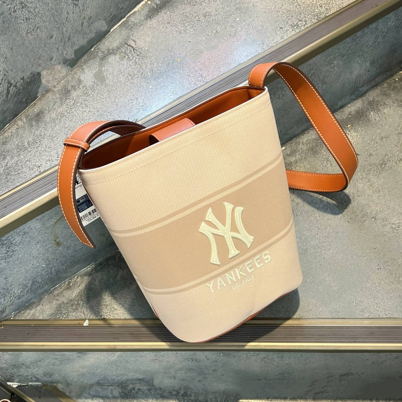 MLB■Lettering Canvas Bucket Bag■送料込 MLB] Varsity Lettering Canvas Bucket Bag NY Black | eBay