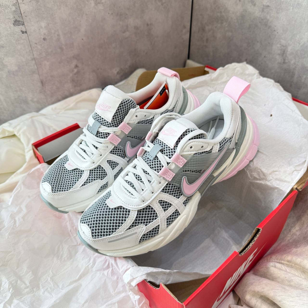 Giày Nike V2K Run ‘Light Pumice Pink Foam’ [HQ4046 001]