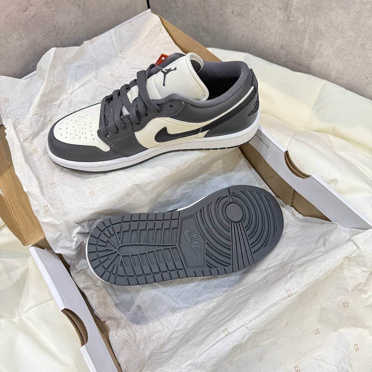 Giày Nike Air Jordan 1 Low 'Iron Grey' [553558 152]