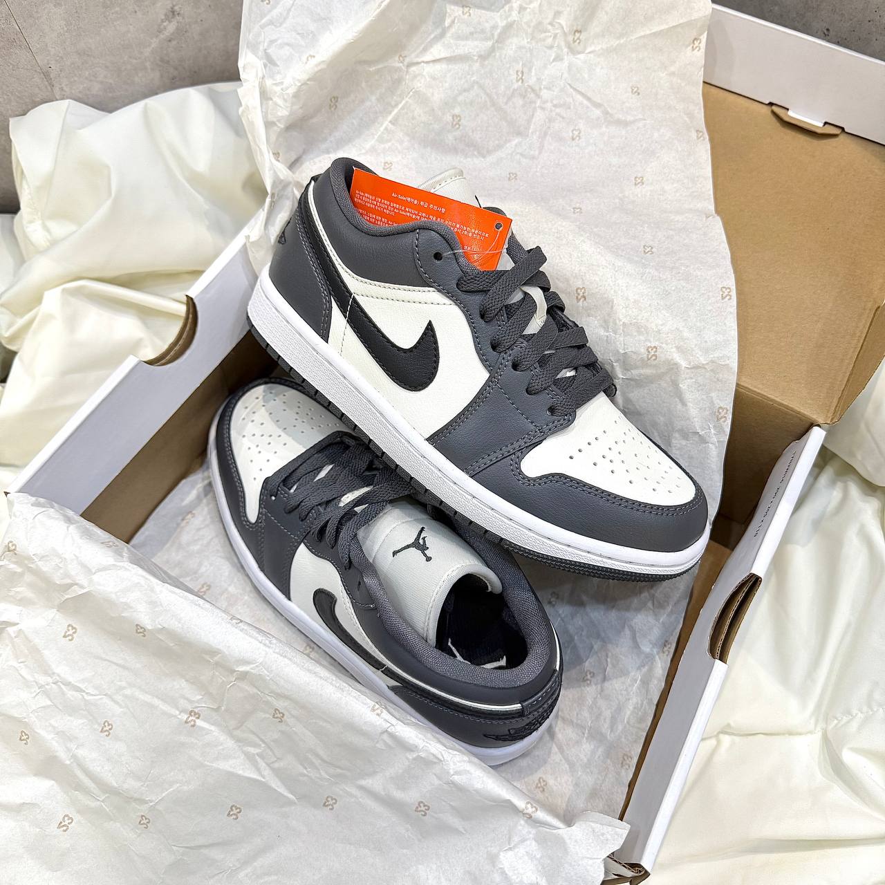 Giày Nike Air Jordan 1 Low 'Iron Grey' [553558 152]