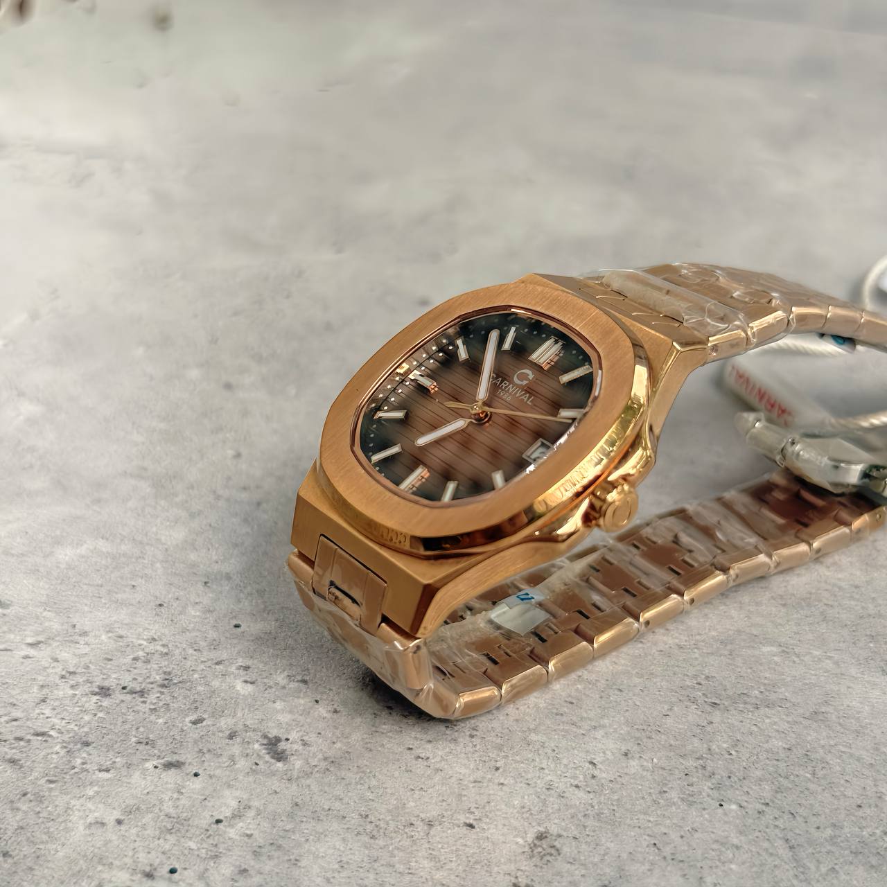 Đồng Hồ Nữ Carnival Quartz Watch