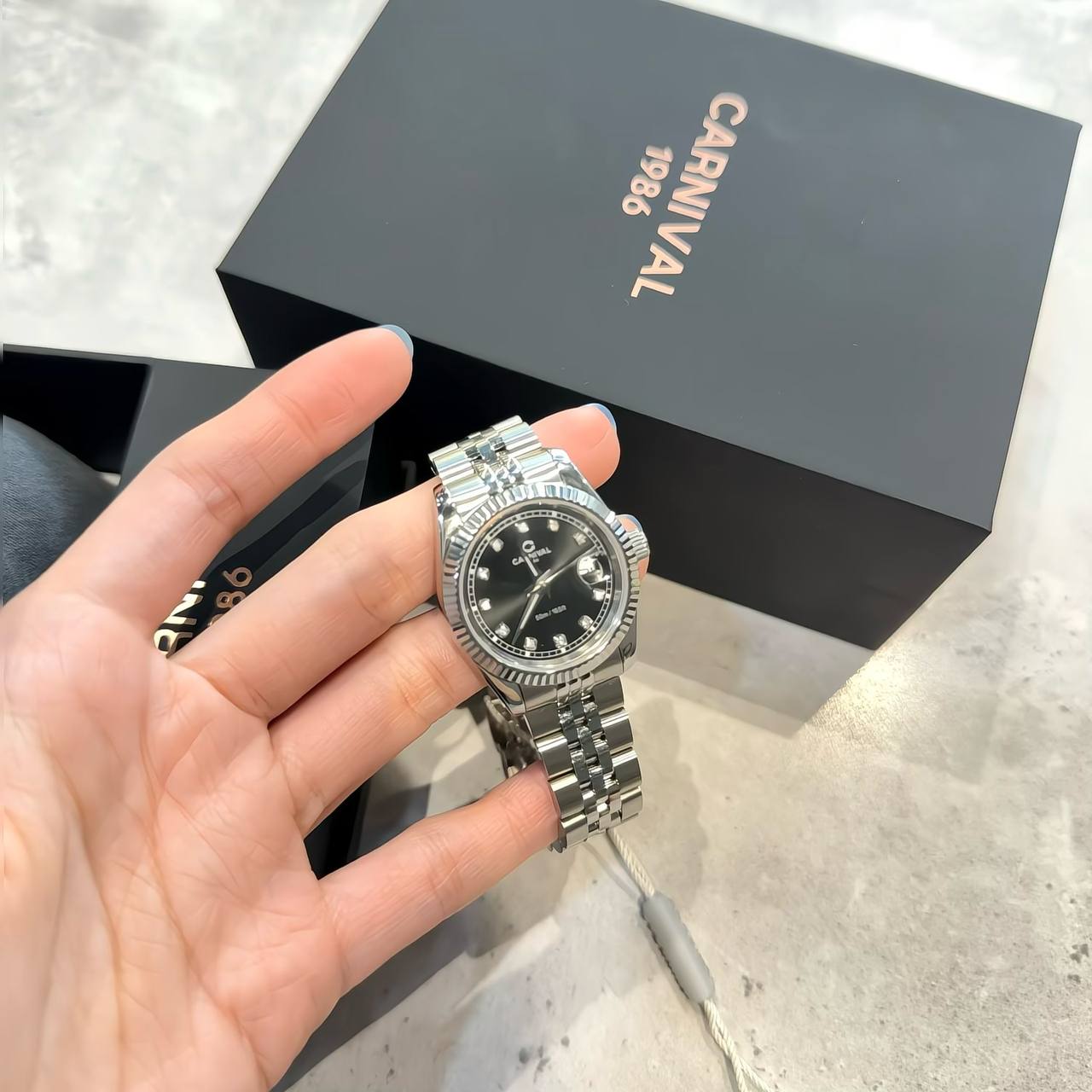 Đồng Hồ I&W Carnival Japan Quartz Sapphire ''Black/Silver'' [8131L]
