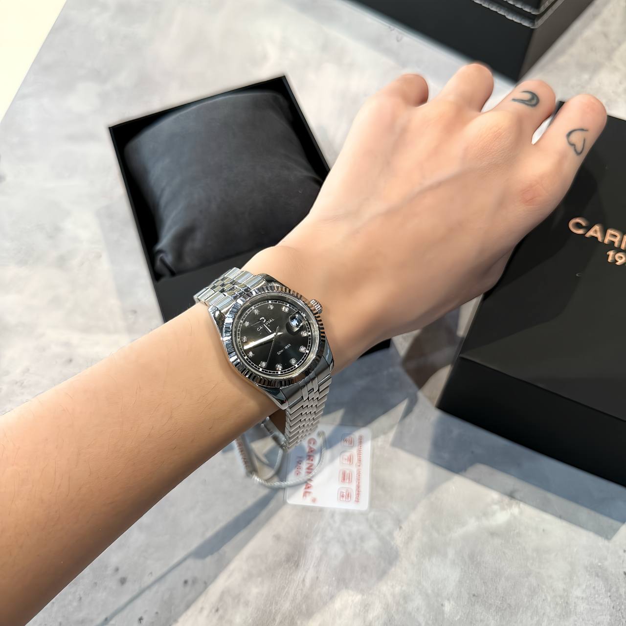 Đồng Hồ I&W Carnival Japan Quartz Sapphire ''Black/Silver'' [8131L]