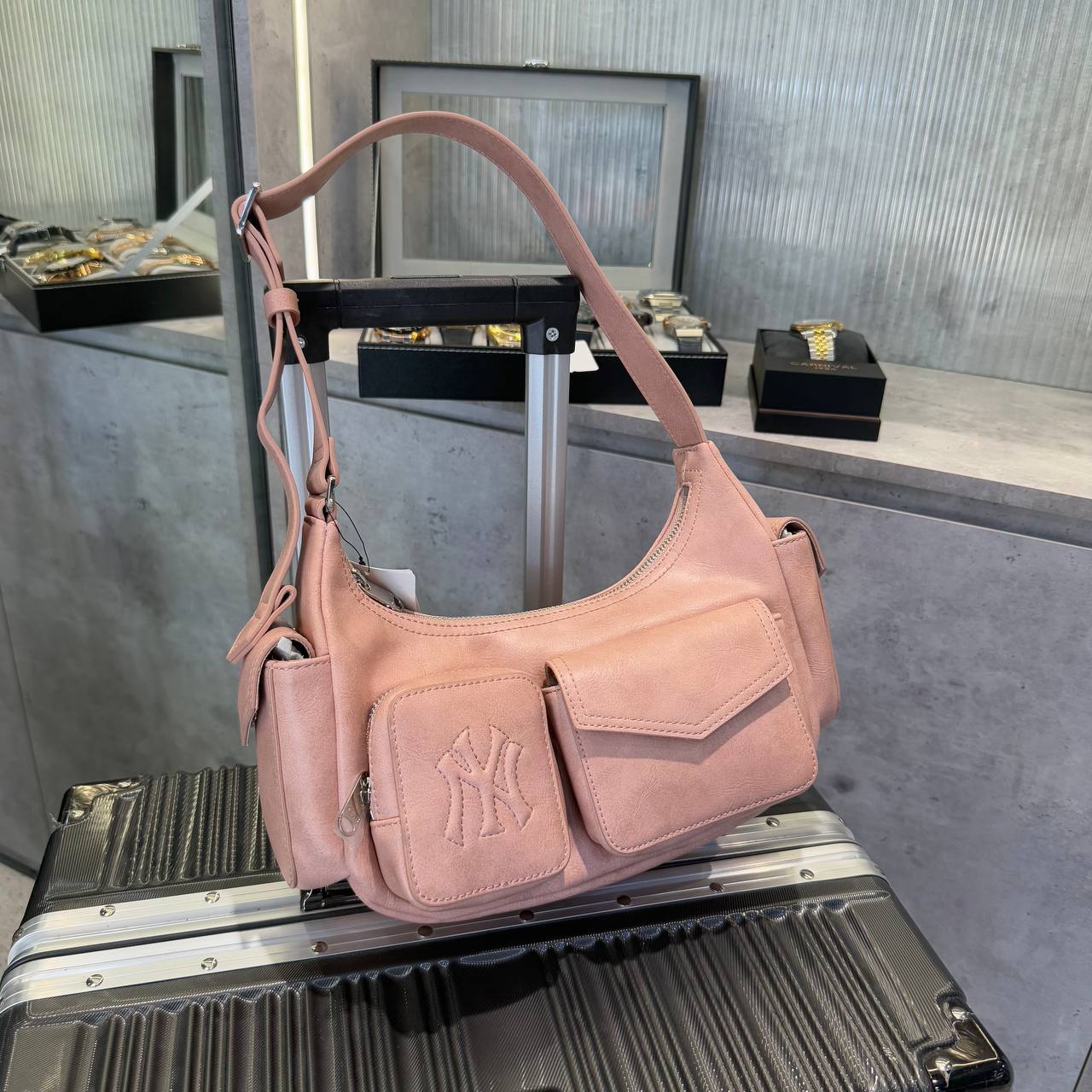 Túi MLB Multi Pocket Cargo New York Yankees 'Pink' [3ABQBV25N-50PKS]