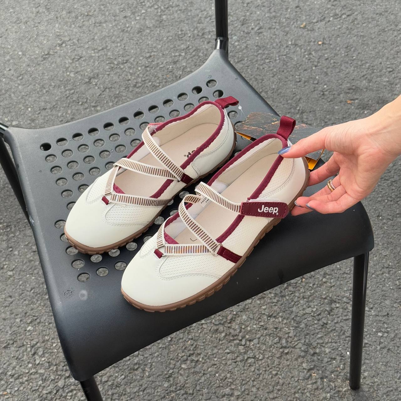 Giày Jeep Outdoor Shoes Women's Low Top ''Begie Red'' [P651W13111]