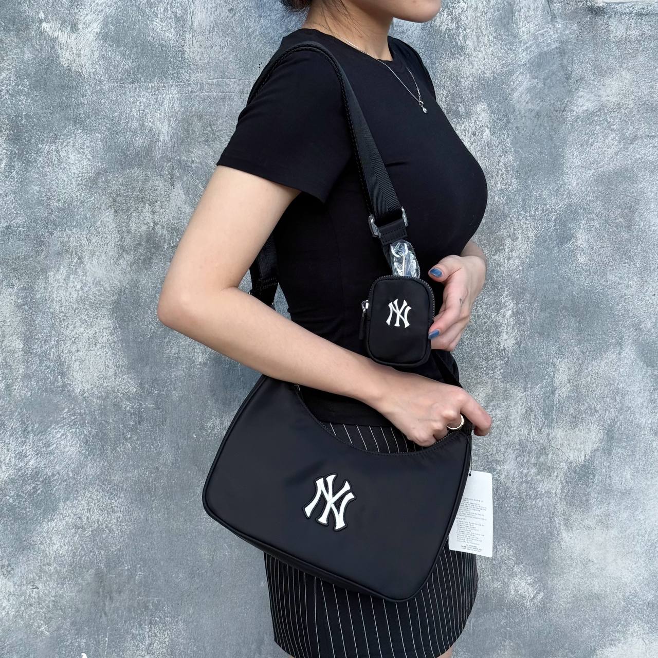 Túi Xách MLB Korea - Basic Sporty Crossbody Bag New York Yankees