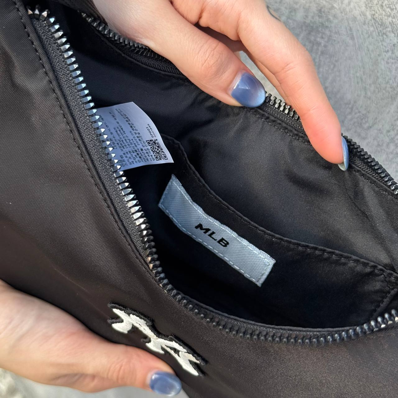 Túi Xách MLB Korea - Basic Sporty Crossbody Bag New York Yankees