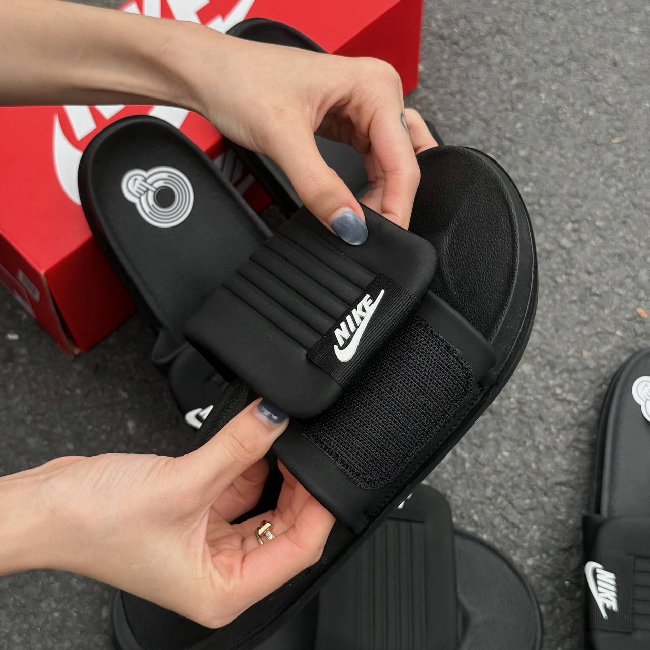 Dép Nike Offcourt Adjust Slide ‘'Black’' [DQ9624 001]