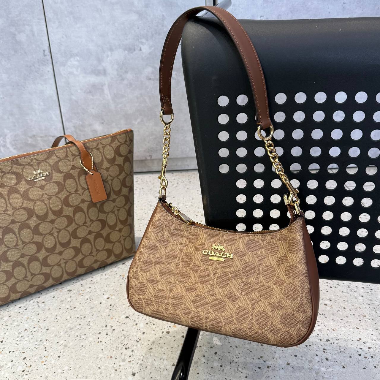 COACH CV933 Women's Bag Seasons Greetings Teri Shoulder Crossbody