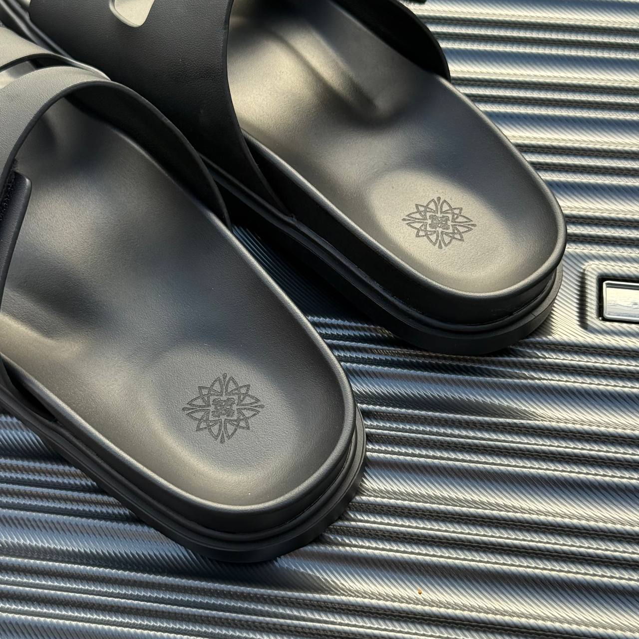 Dép Francis Mantini Double-Strap Black [23288BL]