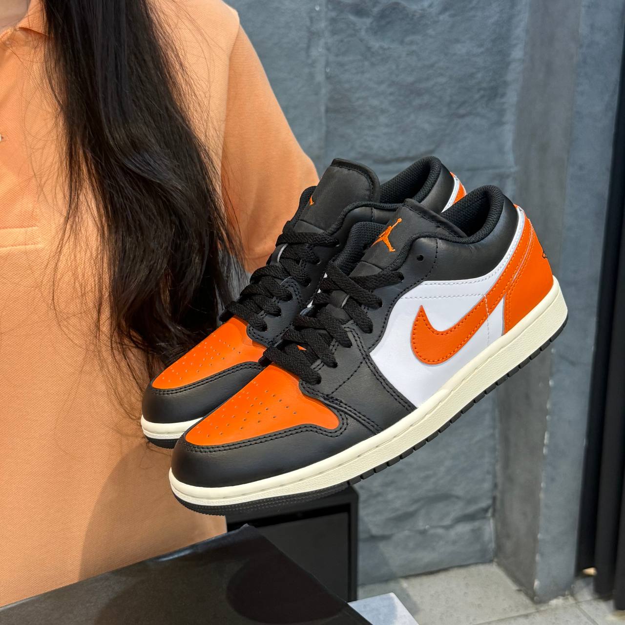 Giày Nike Air Jordan 1 Low ‘Shattered Backboard’ [553558 081]