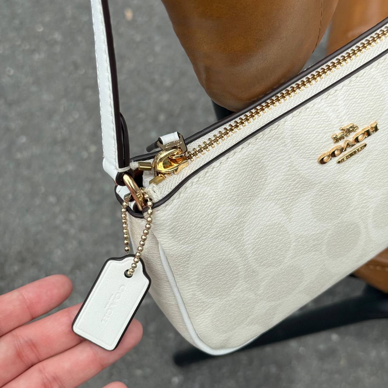 Coach Nolita 19 In Signature Canvas - White -