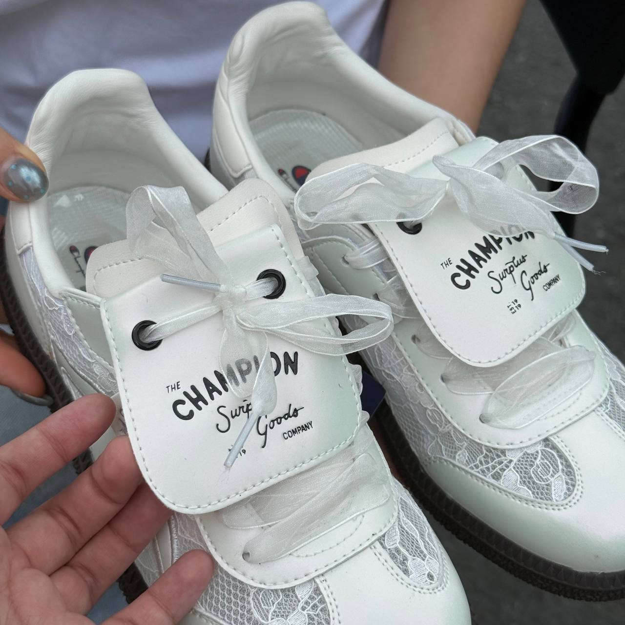 Giày Champion Essentials T-Trainer Yellowish