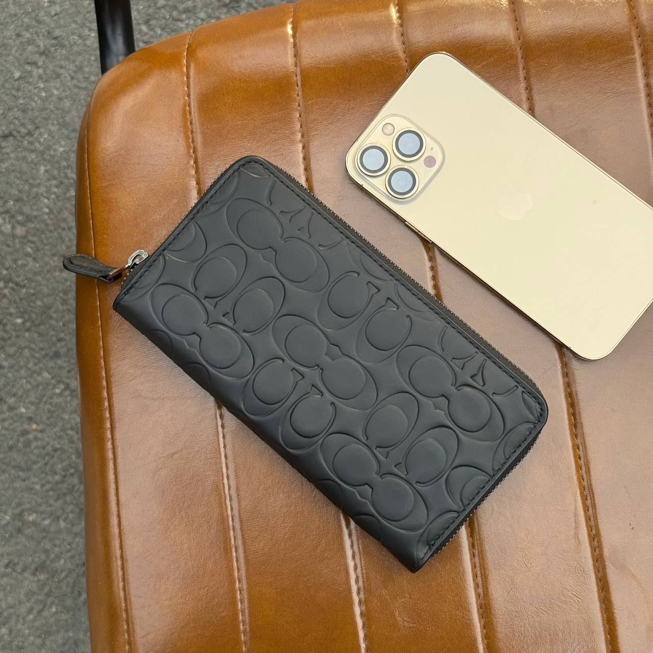 Ví Nam Coach Accordion Wallet In Signature Leather CE551