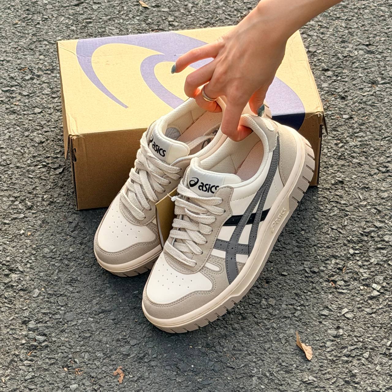 Giày Asics Court MZ ‘Cream Black Gum’ [1203a127 700]