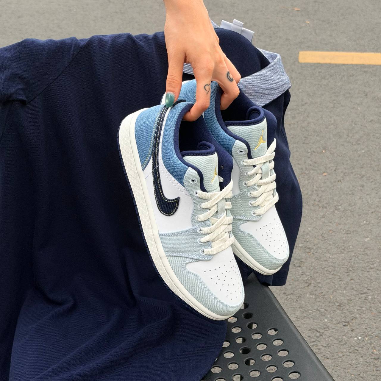 Giày Air Jordan 1 Low ‘Denim’ IH0648-141