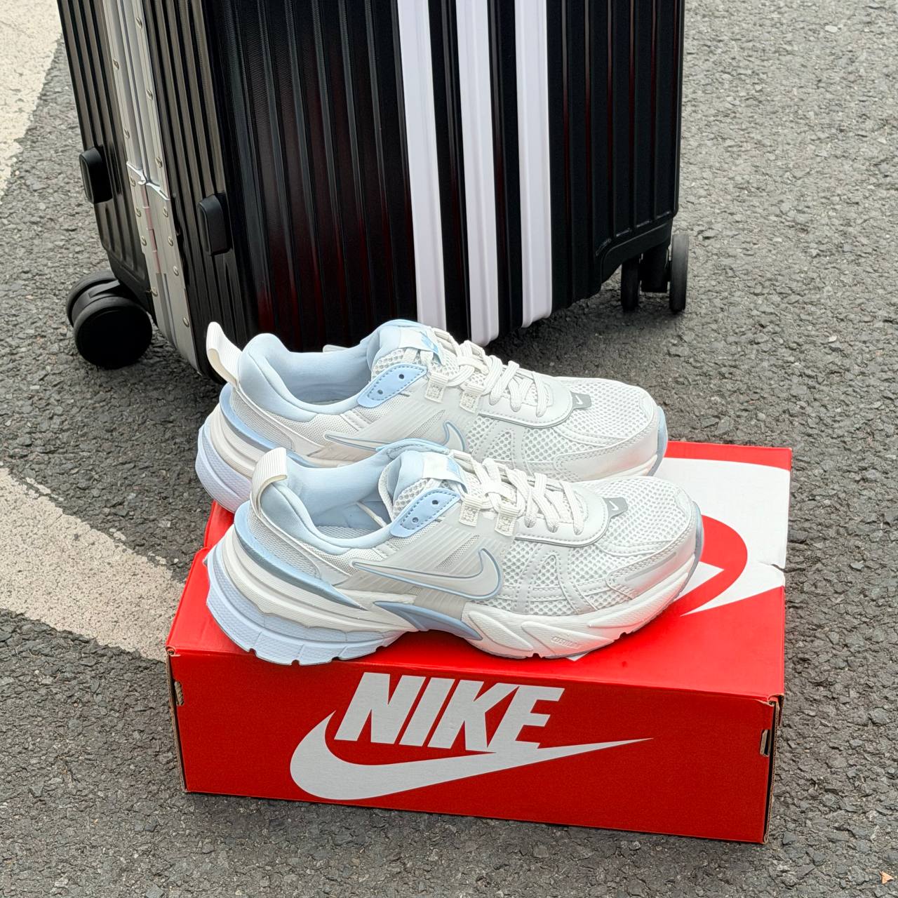 Giày Nike V2K Run ‘‘Platinum Tint White'’' [FD0736-009]