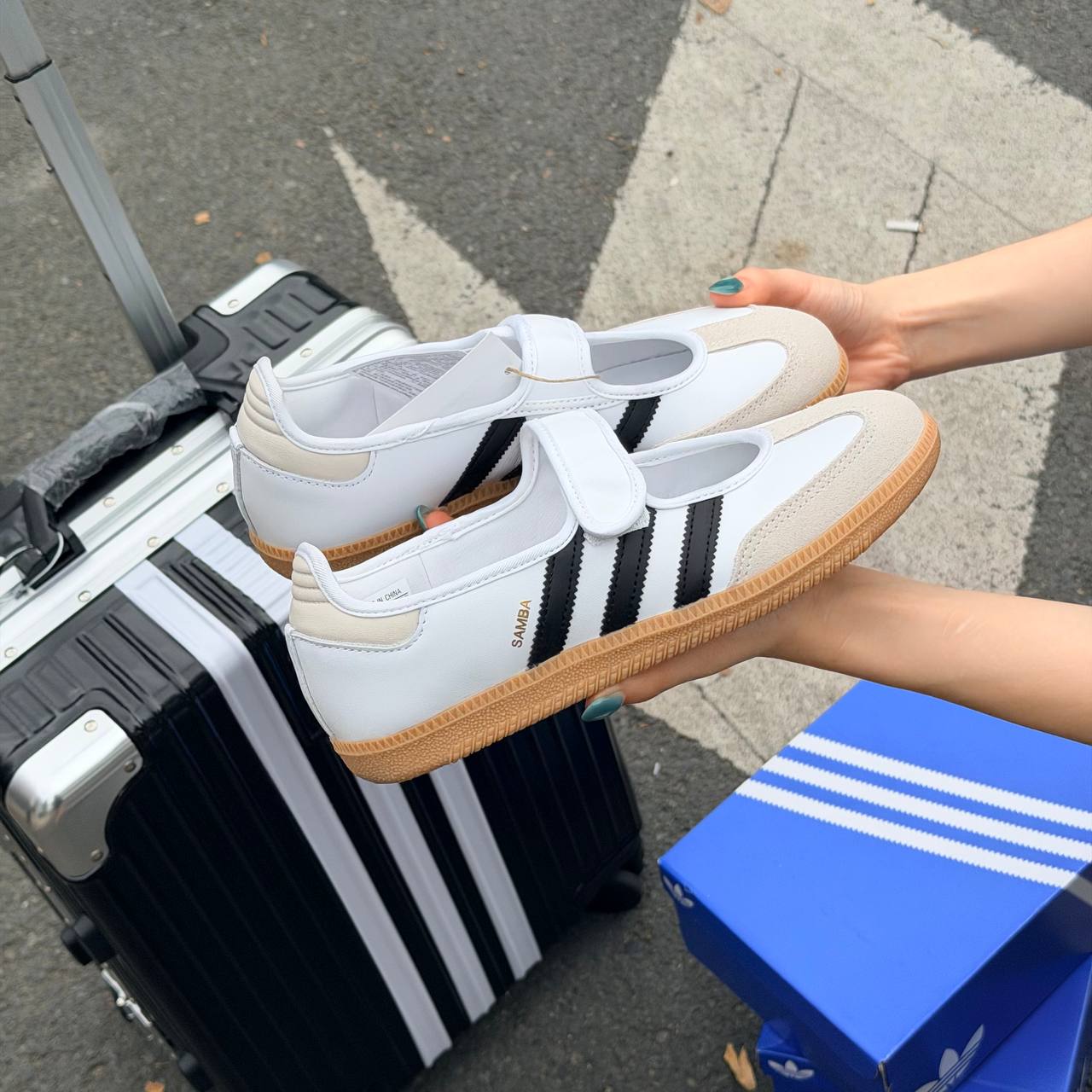 Giày Adidas Samba Jane ‘Cream White Gum’ JR7338