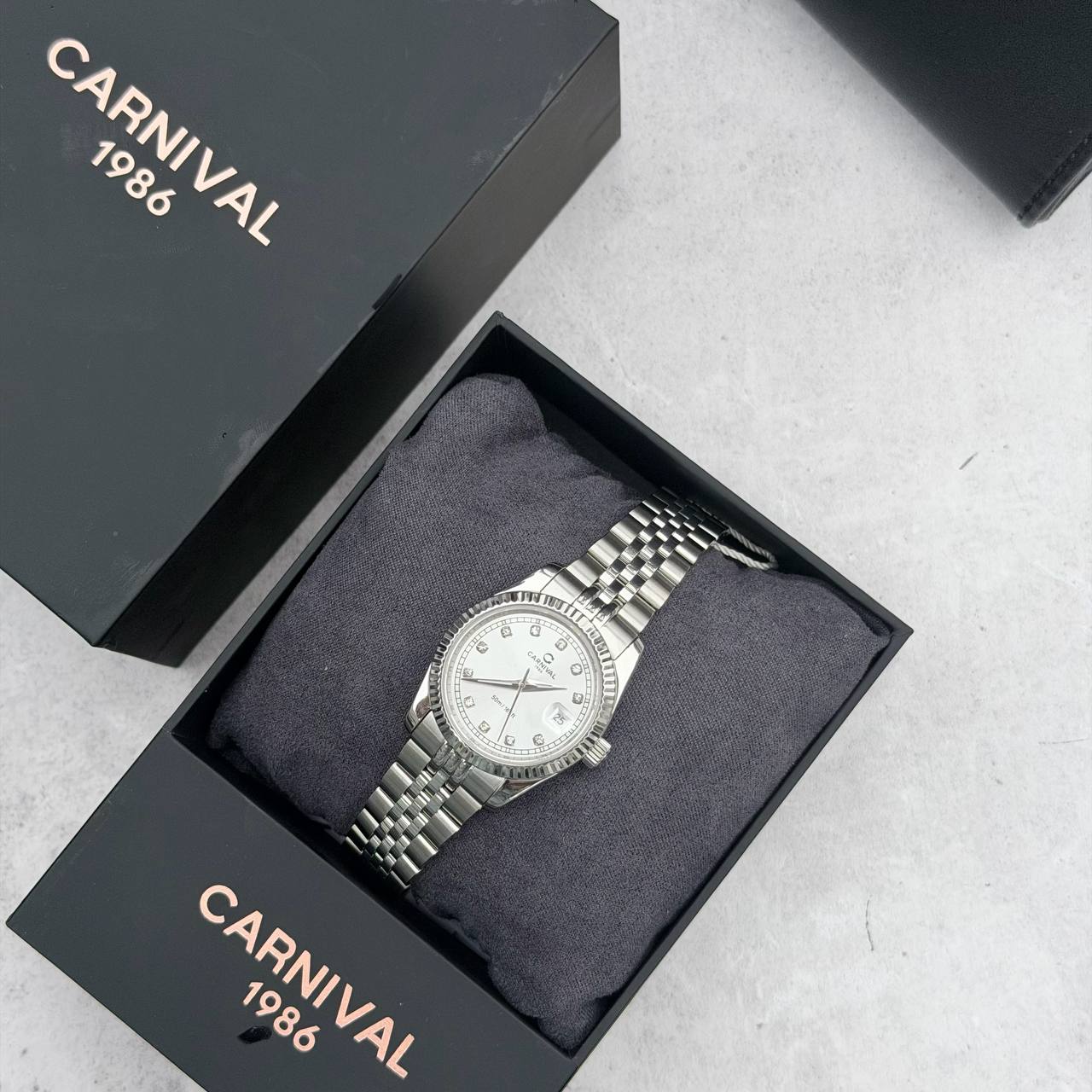 Đồng Hồ Nữ Carnival Quartz Watch 8131L-VT-T Sliver