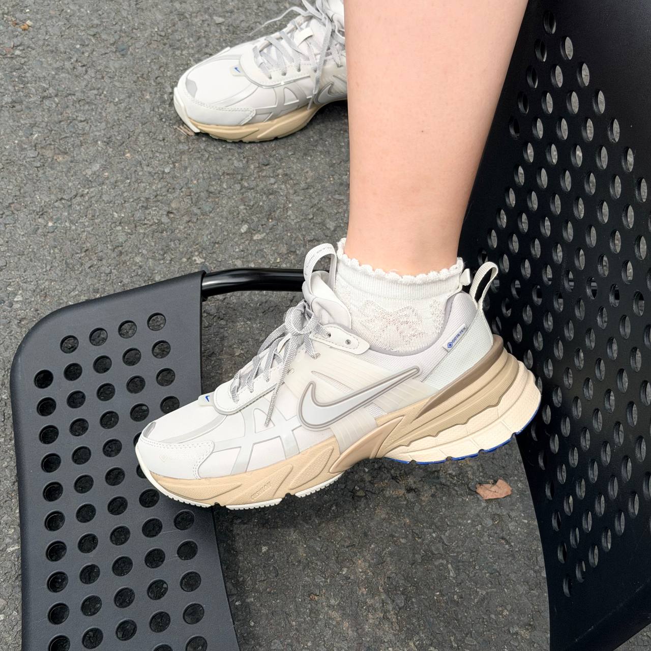 Giày Nike V2K Run Gore-Tex ‘Light Iron Ore Khaki’ FZ2622-002