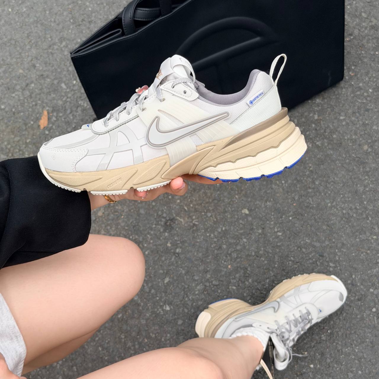 Giày Nike V2K Run Gore-Tex ‘Light Iron Ore Khaki’ FZ2622-002