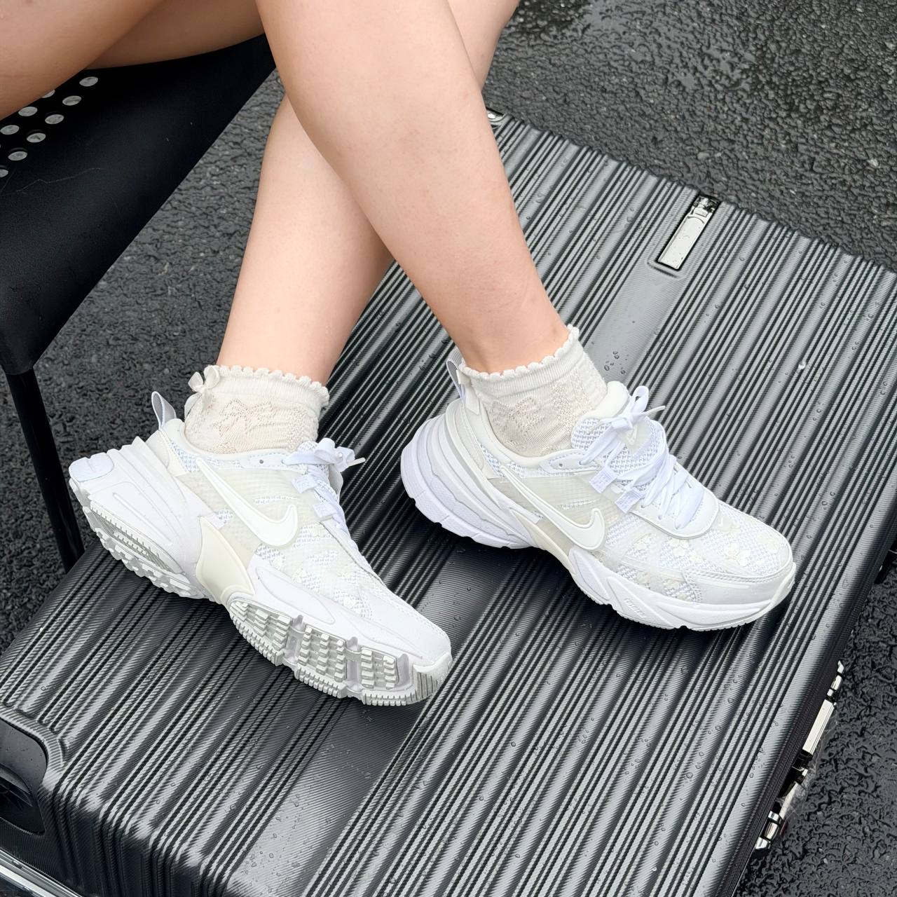 Giày Nike V2K Run ‘‘Summit White'’' [HJ5269 100]