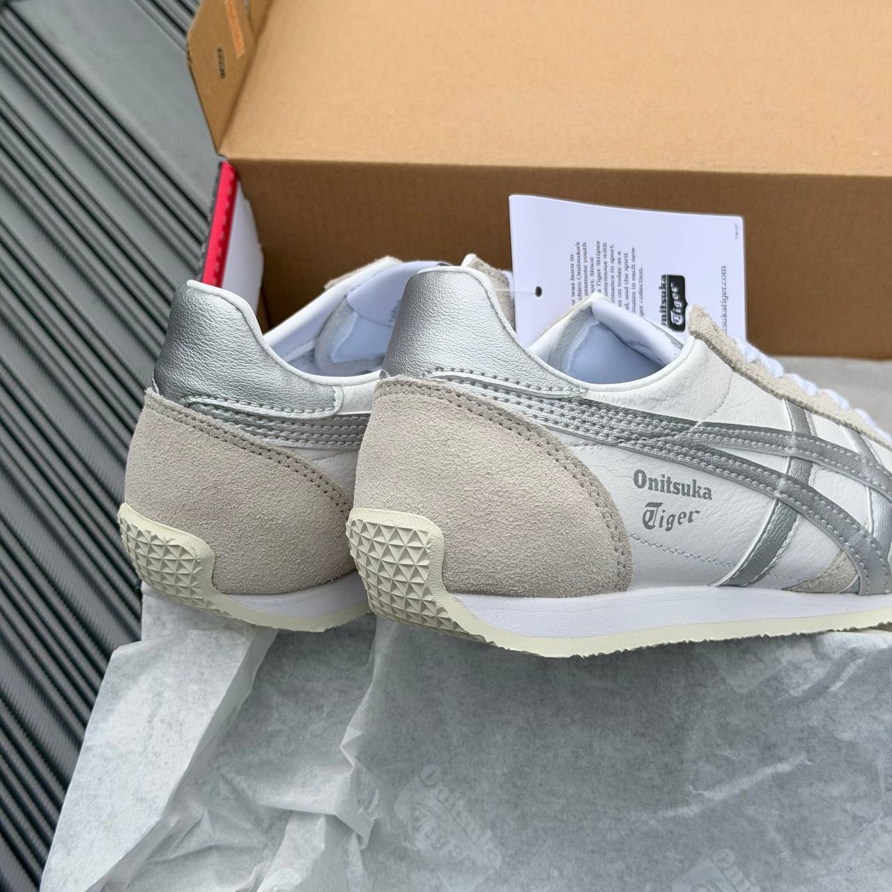 Giày Onitsuka Tiger Runspark 'White Sliver' 1183B480-104