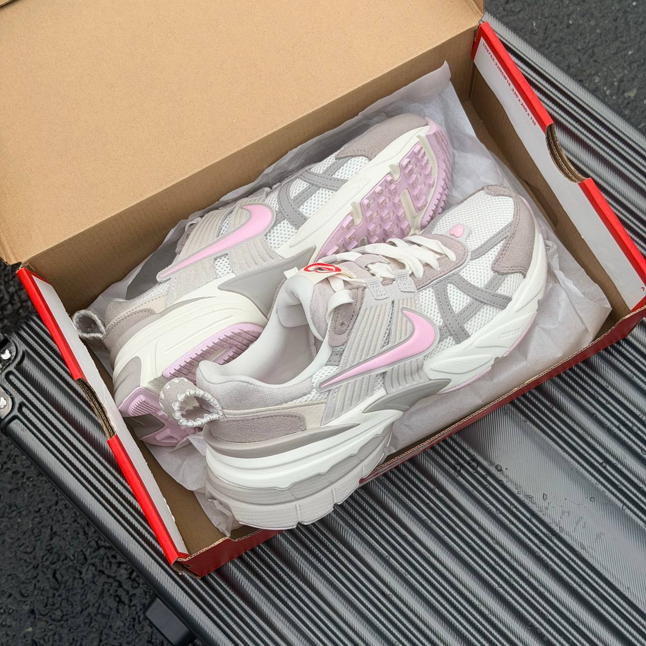 Giày Nike V2K Run ‘Sail Pink Foam’ HV5997-161