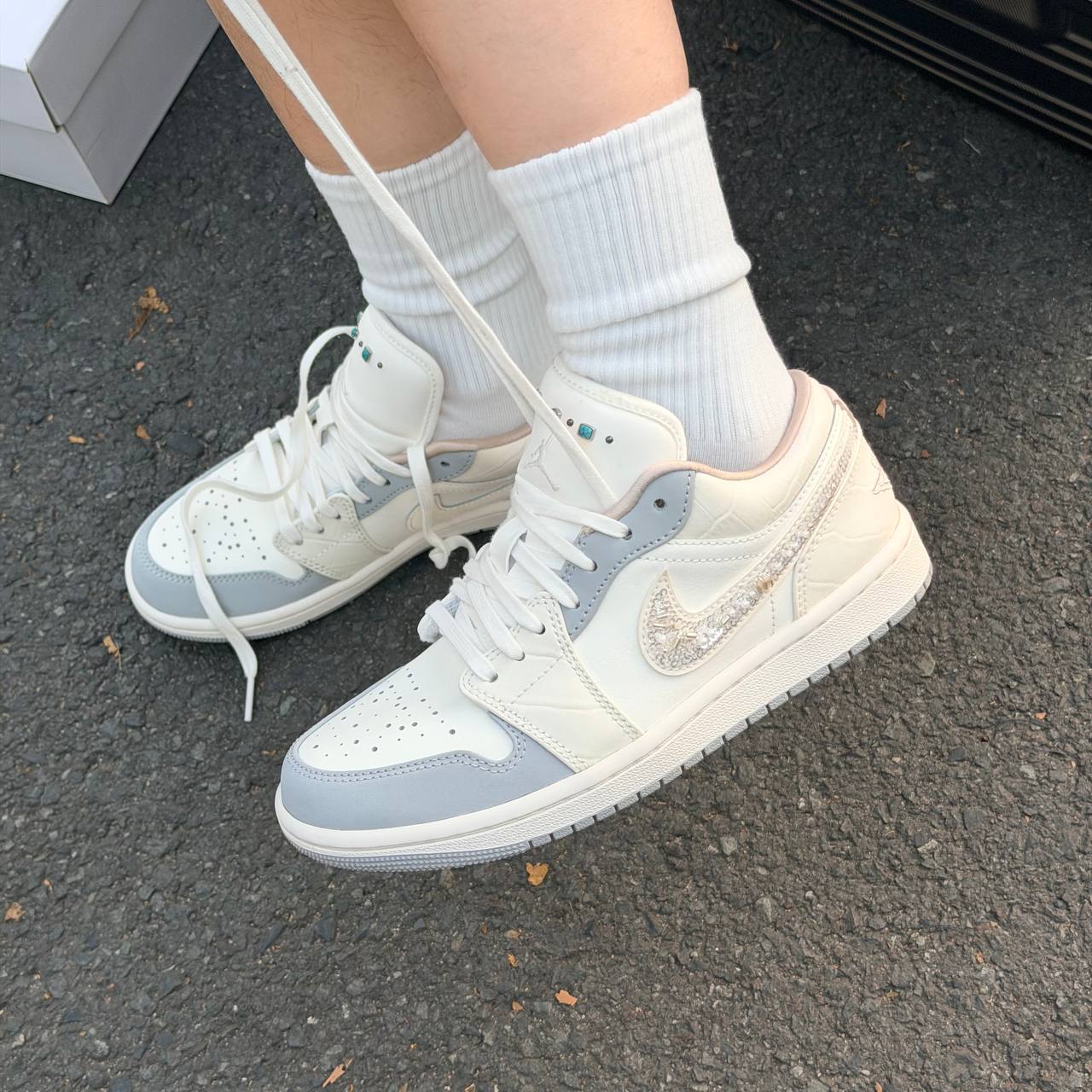 Giày Nike Air Jordan 1 Low 'Sail Soft Pearl' [IH7323 100]