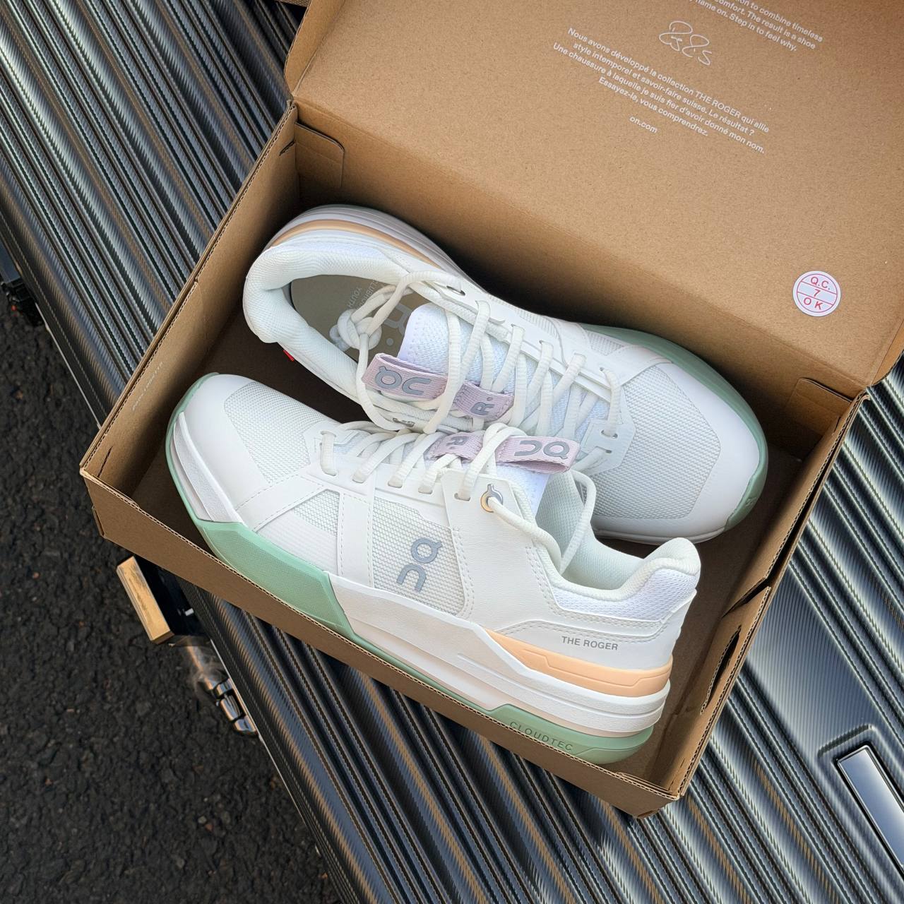 Giày On The Roger Clubhouse Pro ‘White’ 3YE10010981