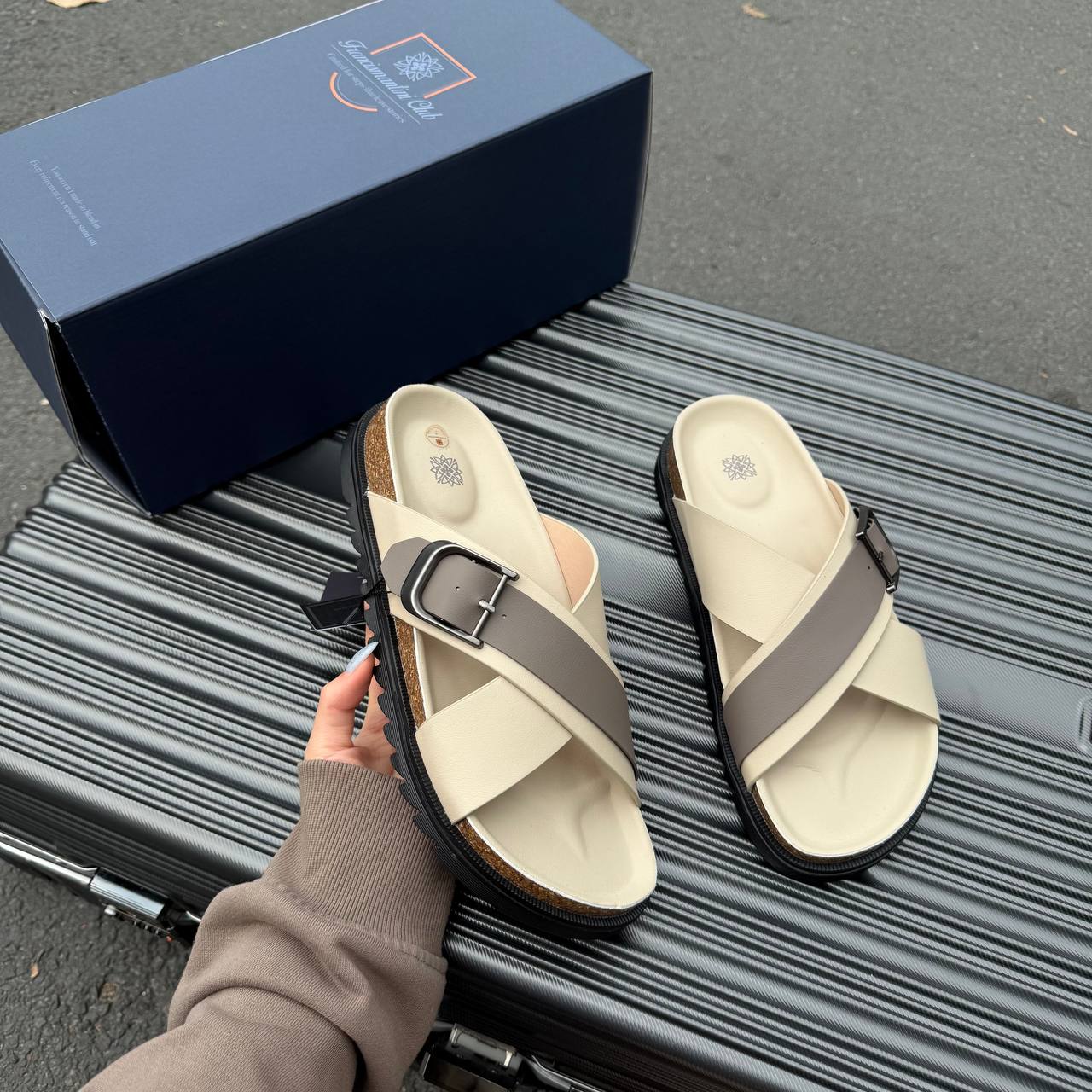 Dép Francis Mantini Darrel Premier Cross Strap Leather Cream Brown