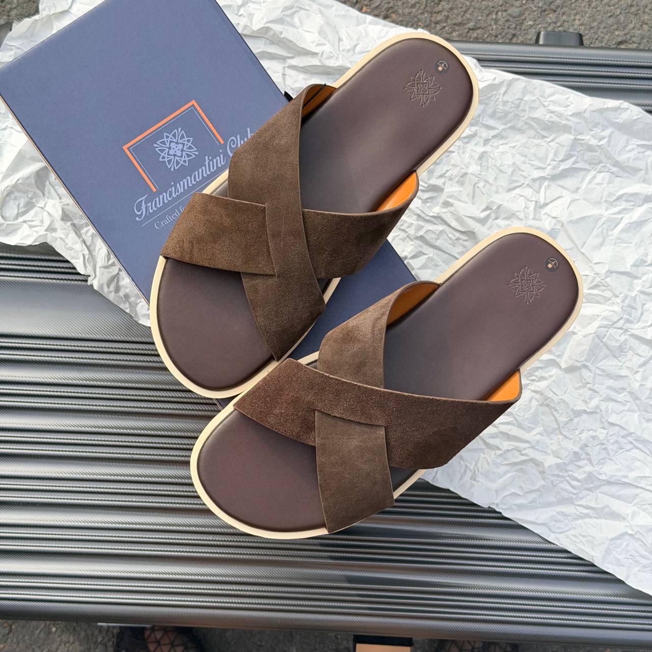 Dép Francis Mantini Nantucket Cross Strap Suede Dark Brown