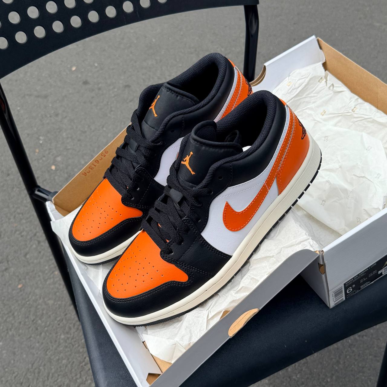 Giày Nike Air Jordan 1 Low ‘Shattered Backboard’ [553558 081]