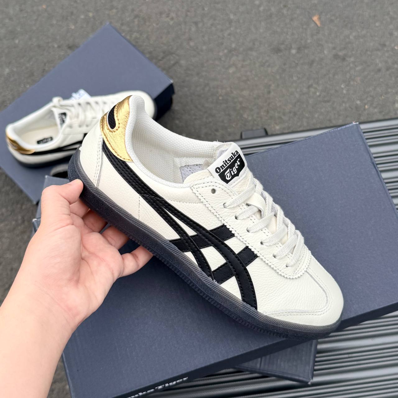 Giày Onitsuka Tiger Tokuten 'WHITE / BLACK' [1183B938-100]