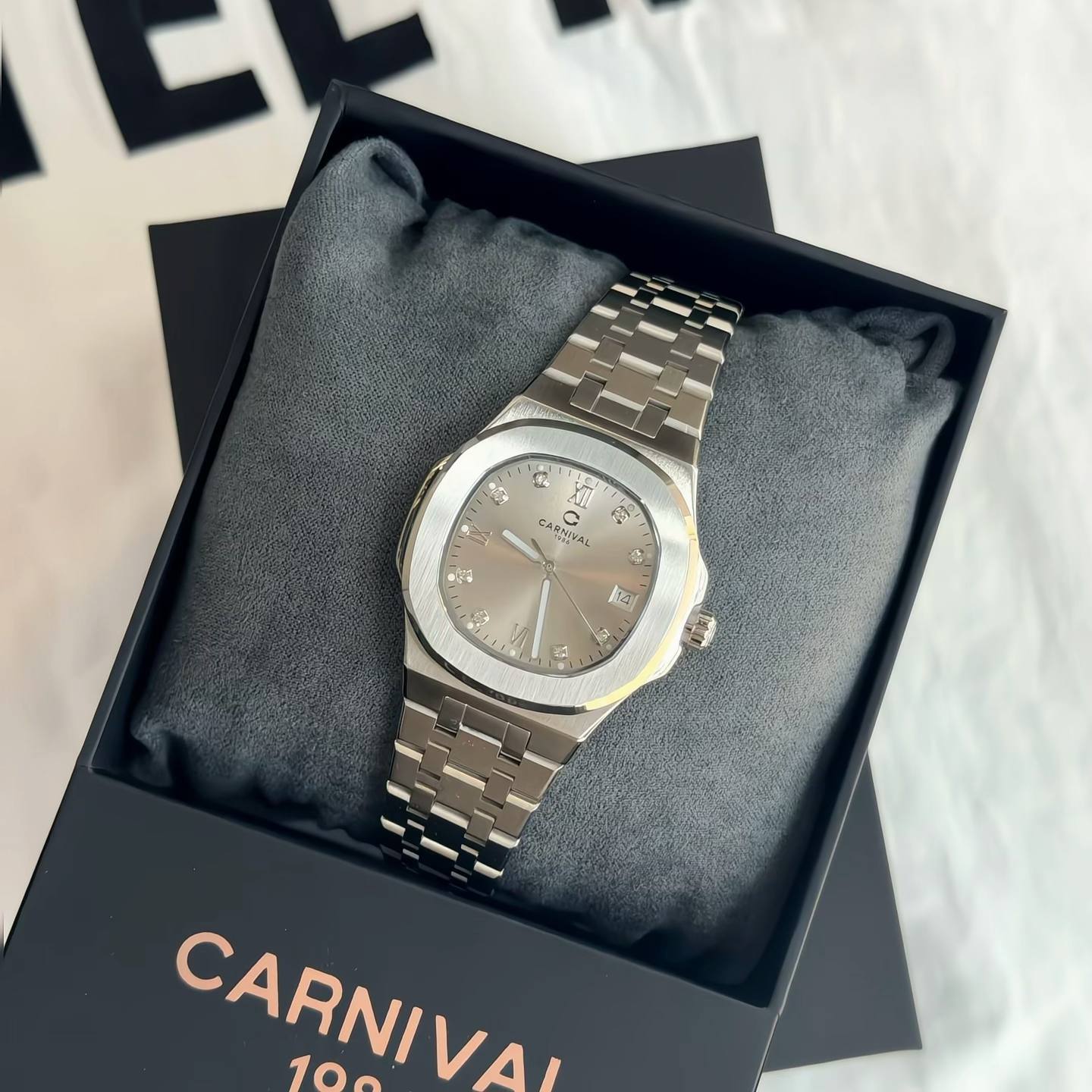 Đồng Hồ Nữ Carnival 8160L-VT-T