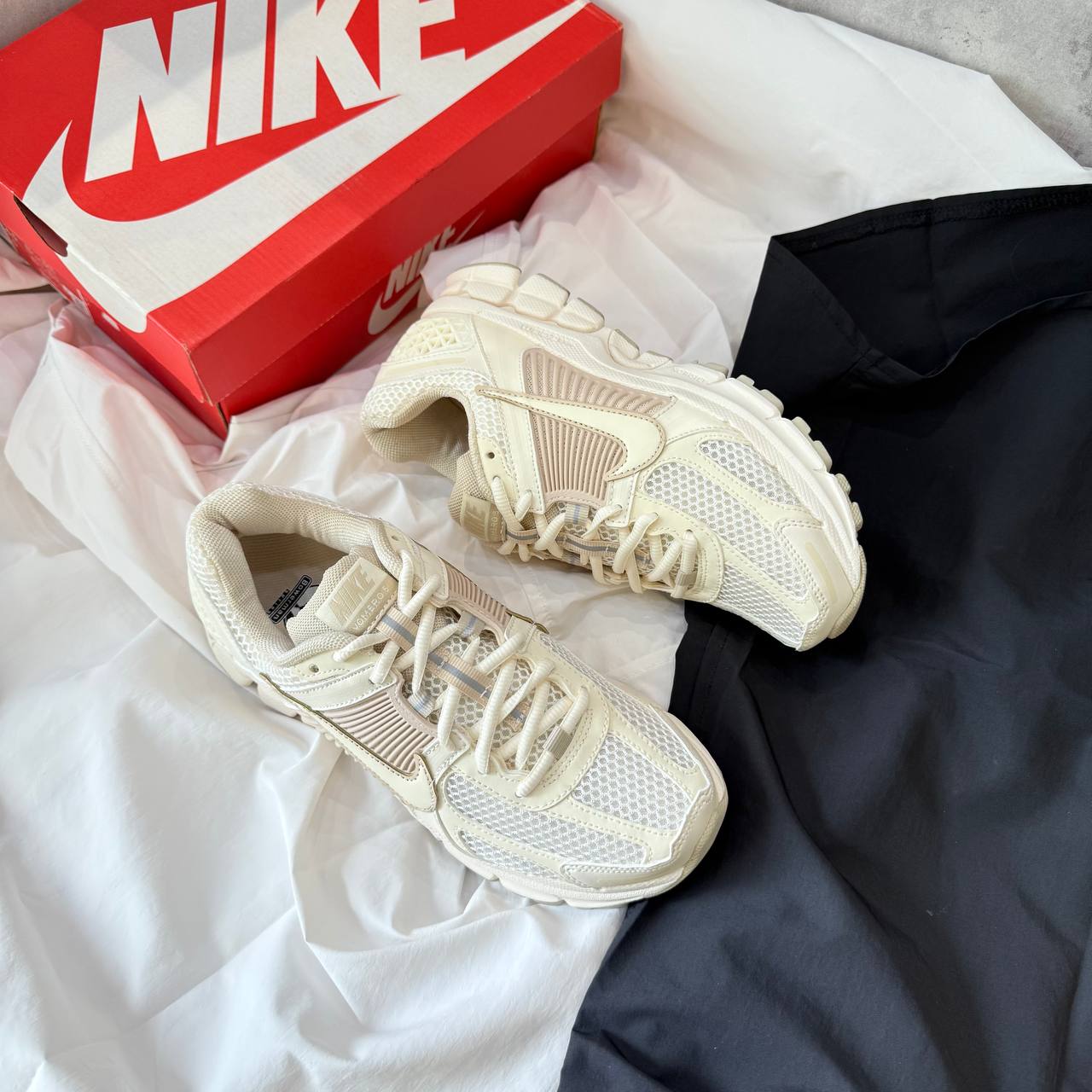 Giày Nike Zoom Vomero 5 'Sail Light Orewood Brown' [HF6998-101]